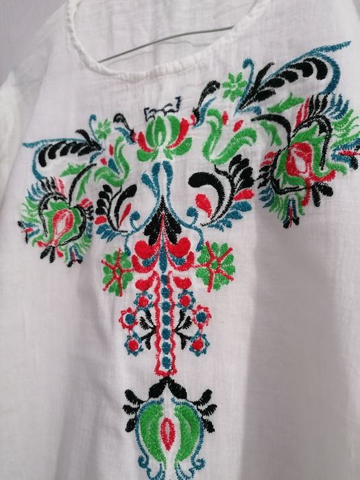 Ie brodata bumbac mânecă scurta