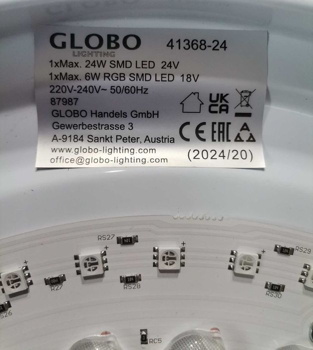 Vând lustră cu leduri Globo