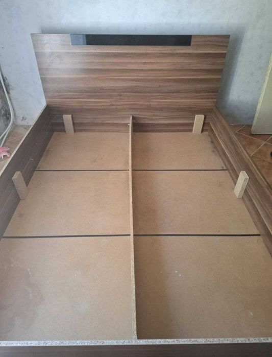 Легло с нощни шкафчета - 160/200