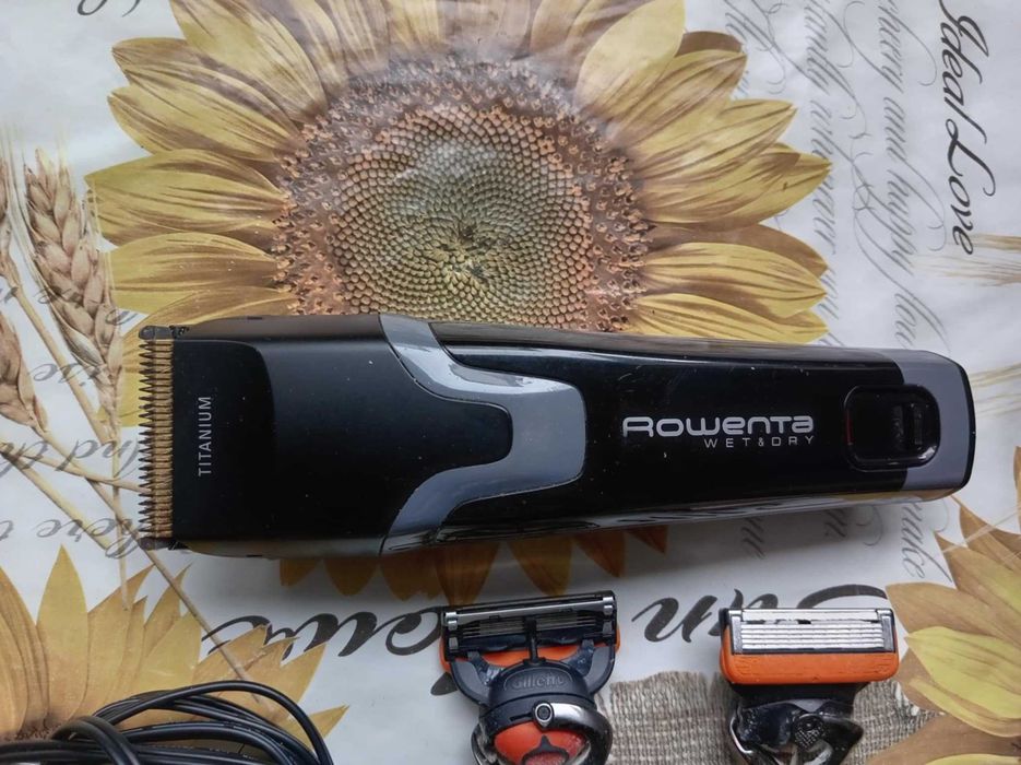 Машинка за подстригване,самобръсначки и телефон Panasonic