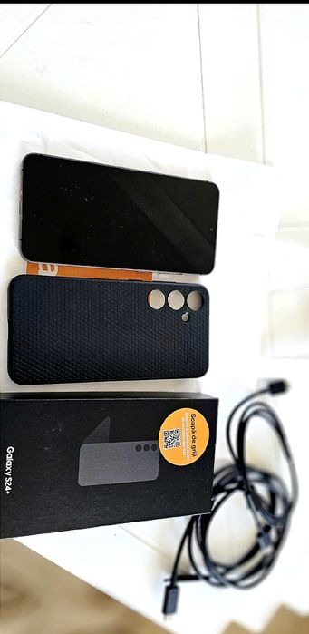S24 plus 512 GB, S24+ nu are nici o problema. stare excelenta , fara zgarieturi sau urme de uzura
