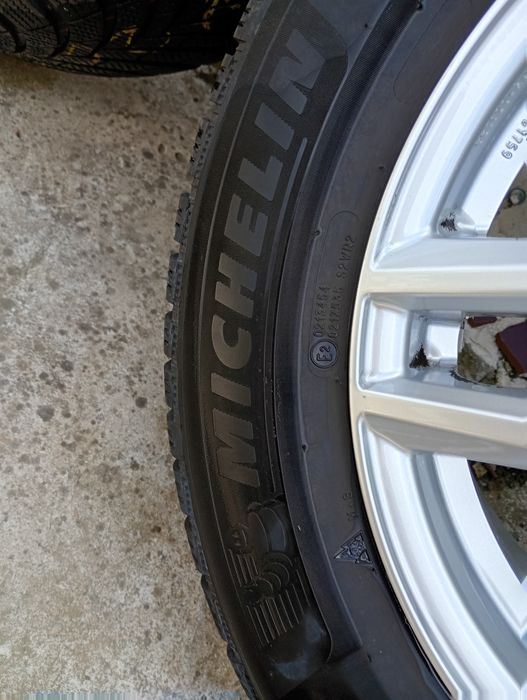 Jante R 16 cu anvelope M+S(Michelin)