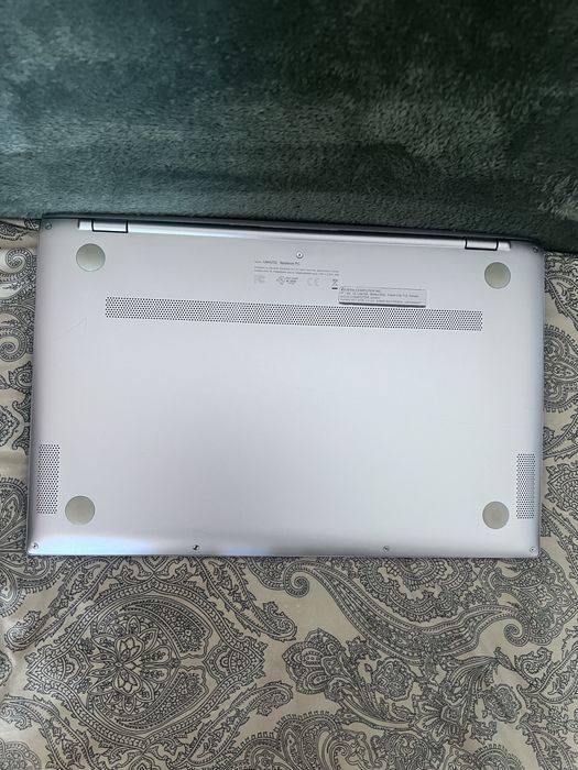 Laptop Ultrabook Asus ZenBook UX431DA | Ryzen 5 | 8GB RAM | SSD 512GB | Windows 11 Pro