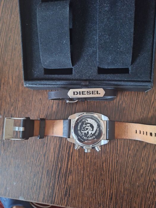 Ceas Diesel cu bratara