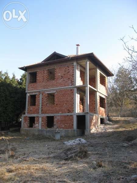 Вила в  с. Рударци на 12 км от София