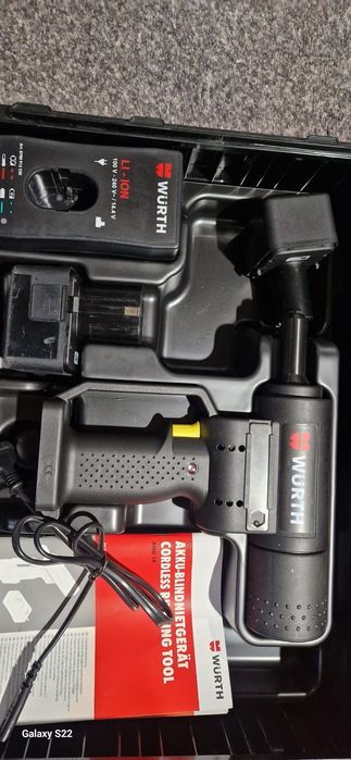 Hilti ,Wurth pistol de popnituri pe acumulatori