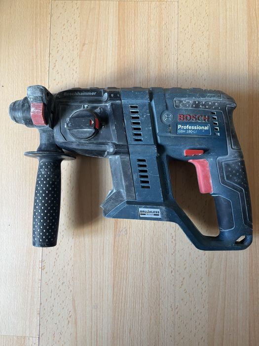 Перфоратор Bosch