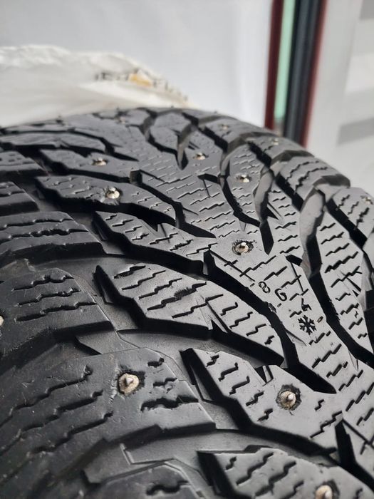 Шины Nokian 265/45/20