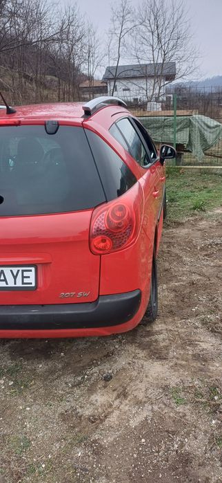 Peugeot 207 SW .
