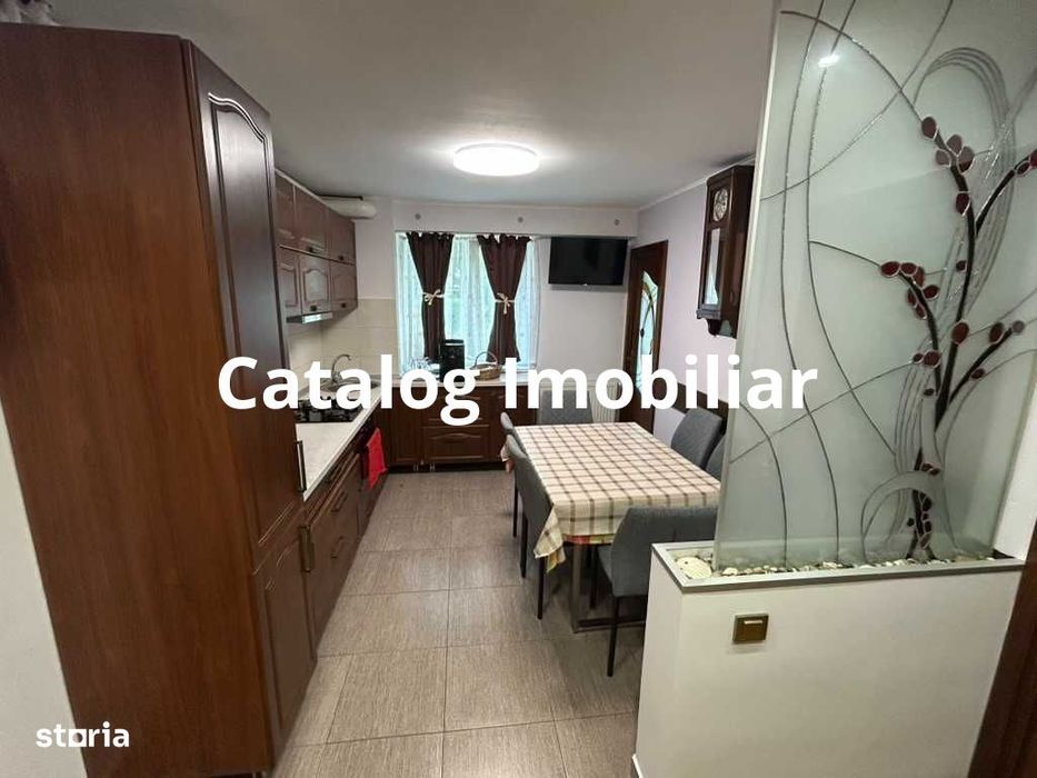Apartament 3 camere (77mp) - Decomandat