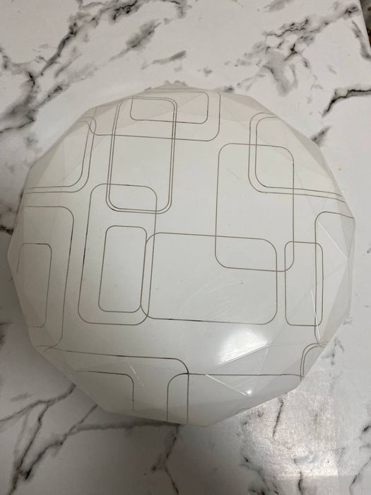 Плафон   в отличном состоянии