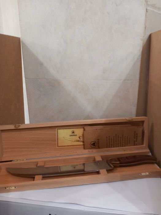 Нож за отваряне на шампанско Laguiole