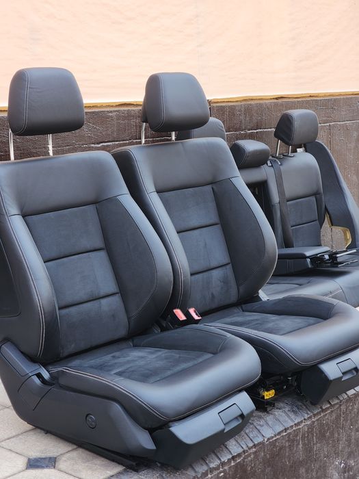 Сиденя от Mercedes 212