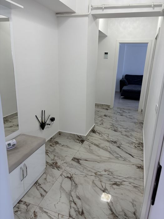 Inchiriez apartament 2 camere Dem Radulescu Ramnicu Valcea