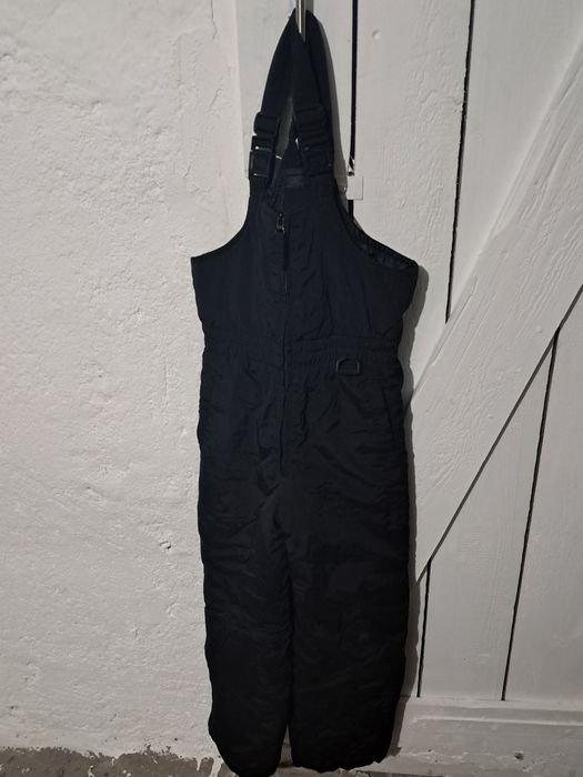 Costum de iarnă impermeabile.