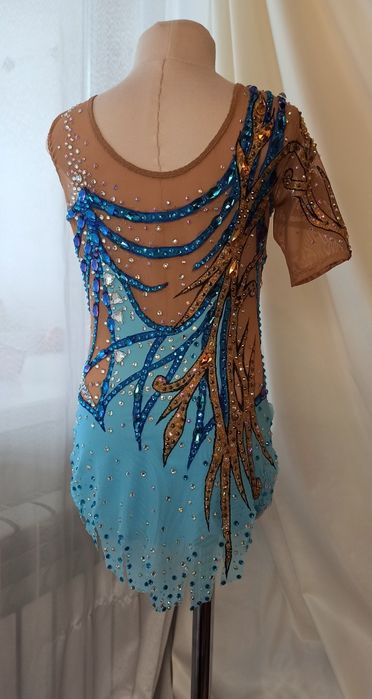 Купальник для гимнастики продам