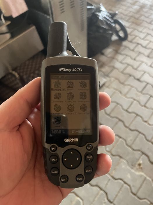 Продам GPS навигатор