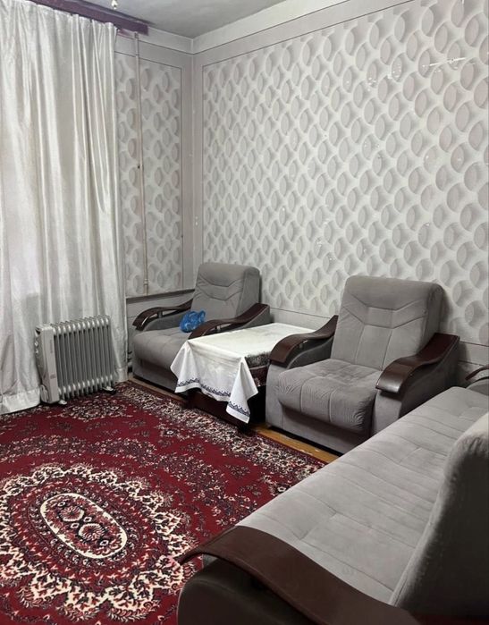 Продажа 2/1/2 орентир скорая помощ