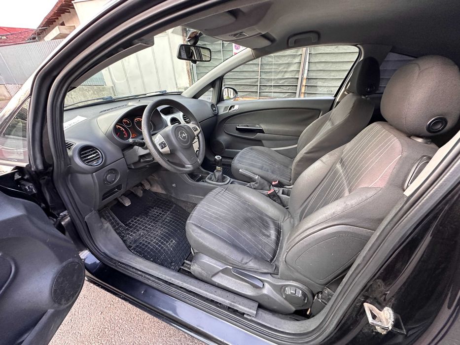 Vand Opel Corsa D 1.2 Benzina 2007