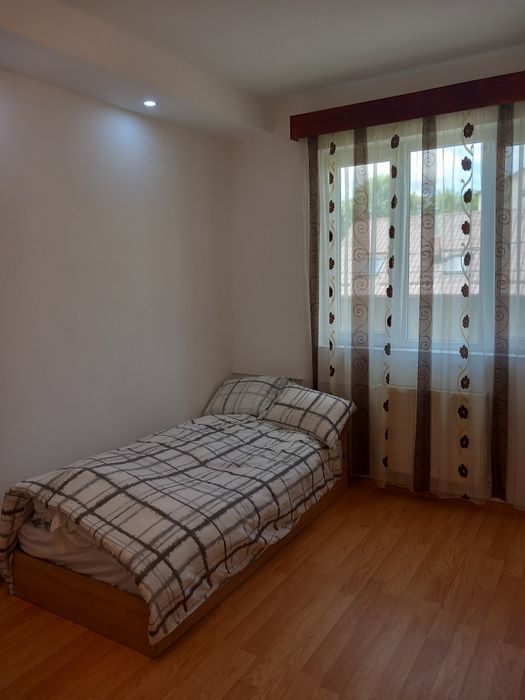 Vând apartament 2 camere în Câmpina Prahova