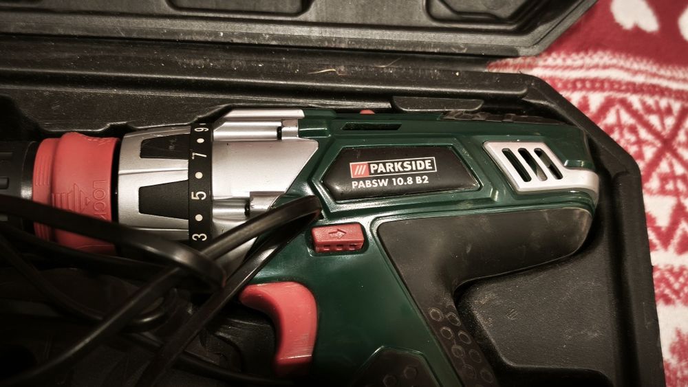 Mașină de înșurubat și găurit cu acumulator Parkside PABSW 10.8V B2