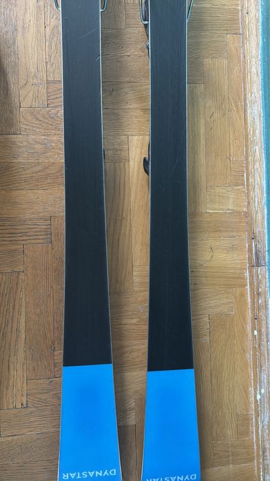 Schiuri SL 142cm Dynastar cu legaturi Look