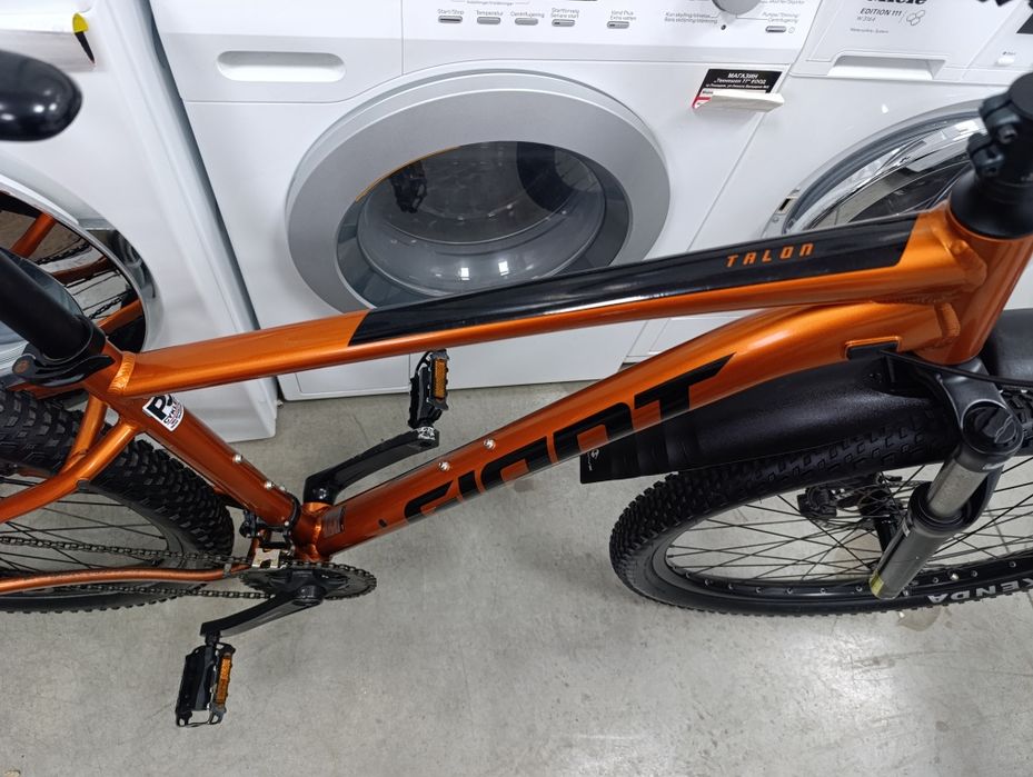 Планински велосипед GIANT TALON