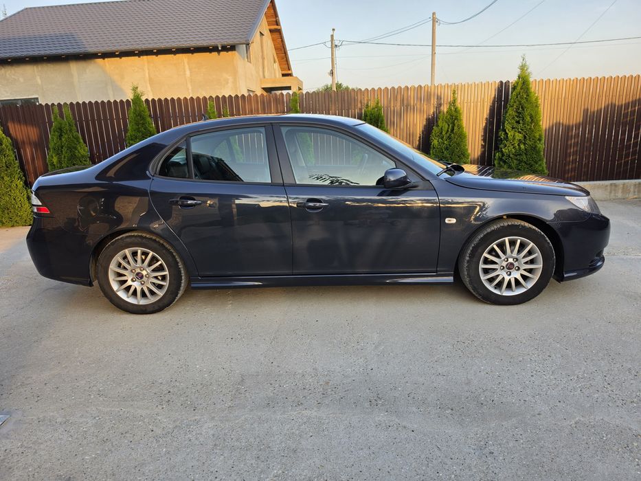 SAAB 9-3 2010 — imagine 2