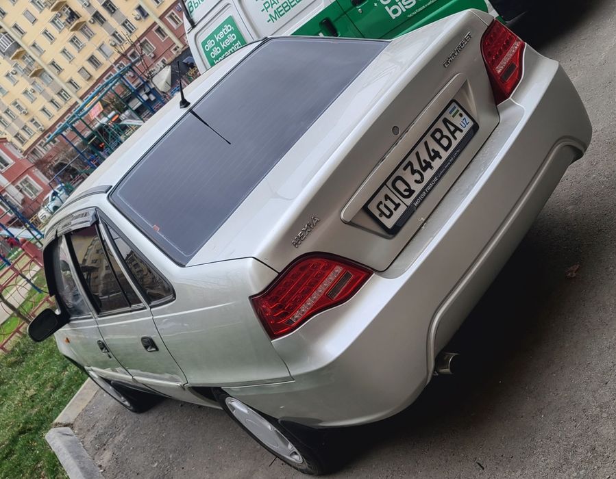 Нексия 2 Сотилади