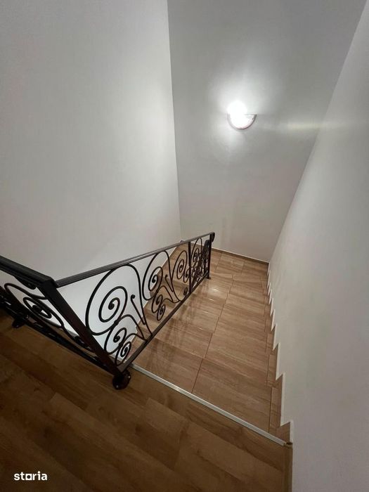 De vanzare Casa insiruita, zona Centru.