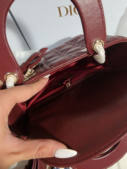 Налична чанта Lady Dior Burgundy