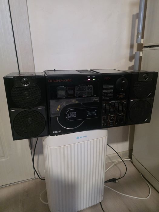 Radiocasetofon  Sanyo, Philips, RFT, Sony, Grundig,Shonasi