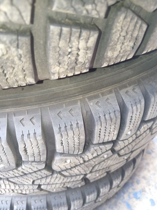 Зимняя резина Pirelli комплект