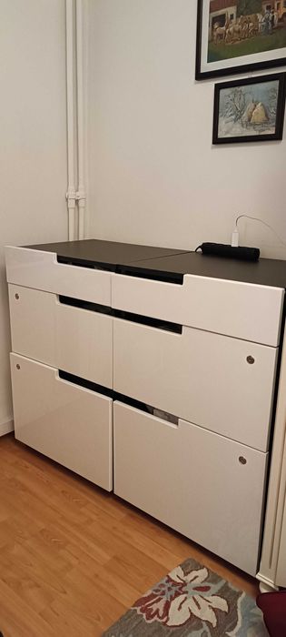 Mobilier comercial depozitare fronturi MDF alb superlucios