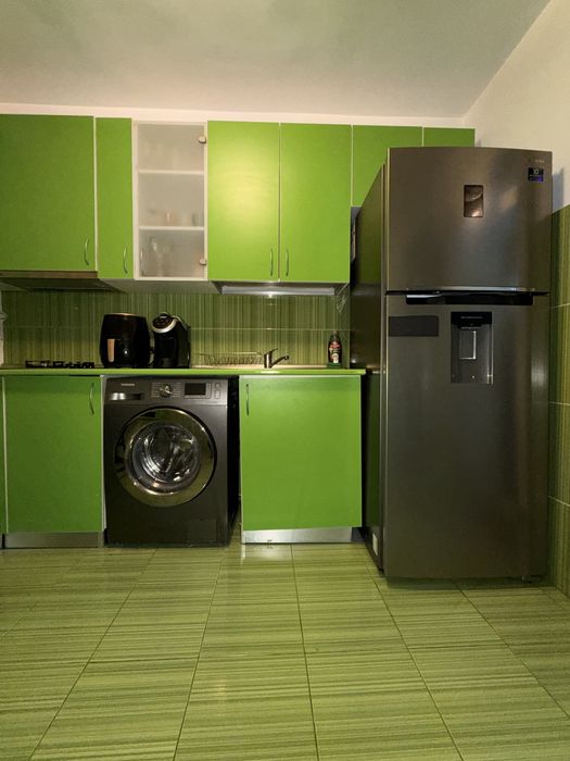 Inchiriez apartament 2 camere + parcare zona Iulius Mall Cluj-Napoca