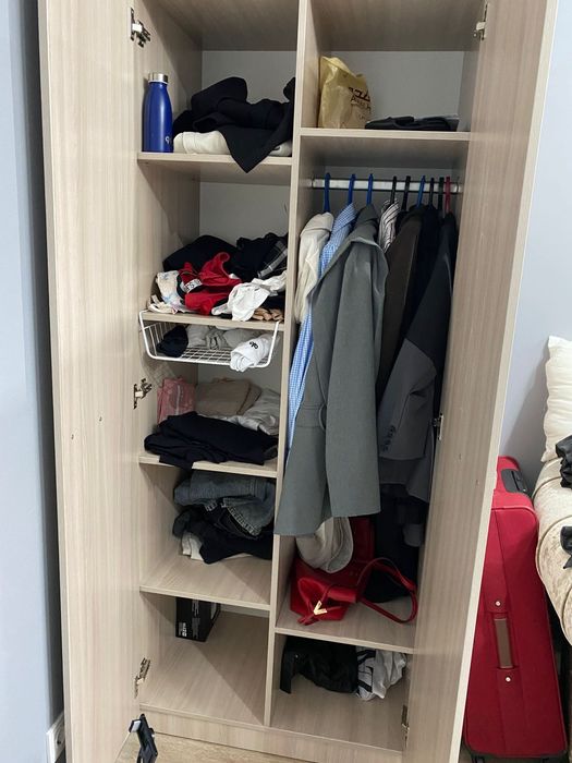 Шкаф вместительный