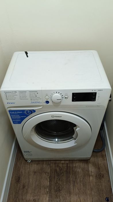 Продам стиральную машину