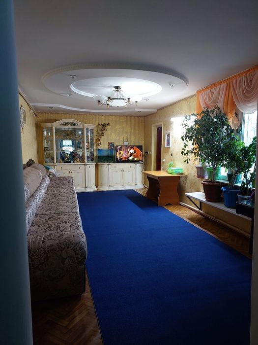 Продам дом с магазином