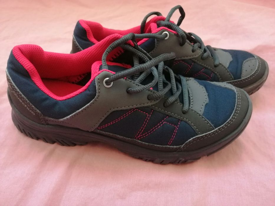 Încălțăminte outdoor nr 37, fete/ doamne