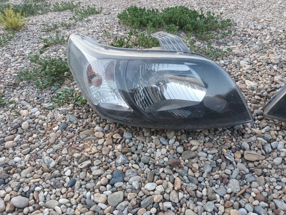 ляв и десен черен фар за шевролет авео Т255 08-11 CHEVROLET AVEO T255