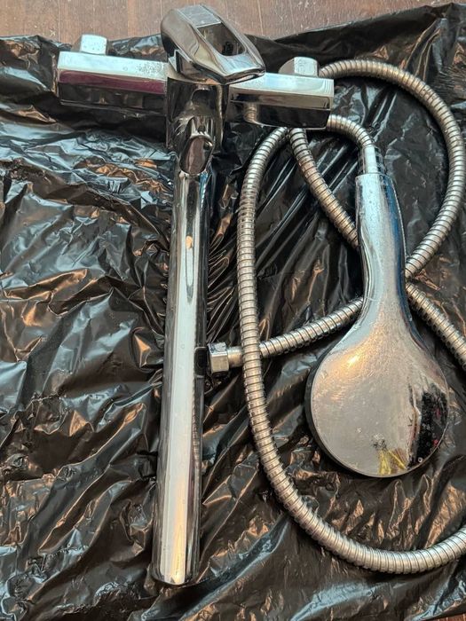 Сместитель для ванны