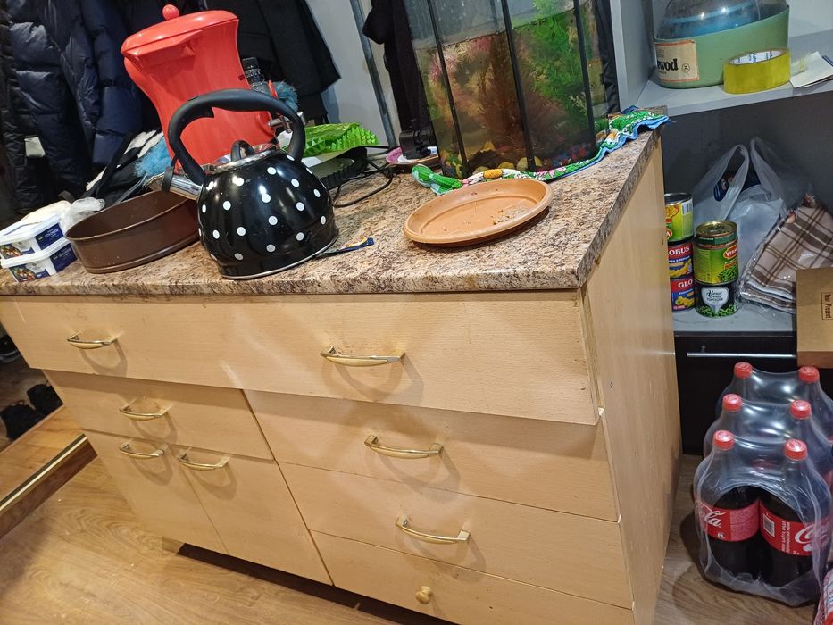 15000.  Продам комод