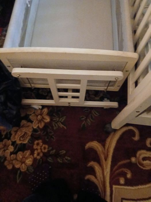 Bolalar kravati sotiladi