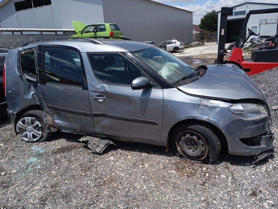 Skoda Roomster 1.4 на части