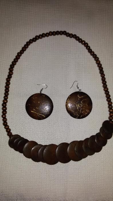 Гердан + Обеци - Дърво