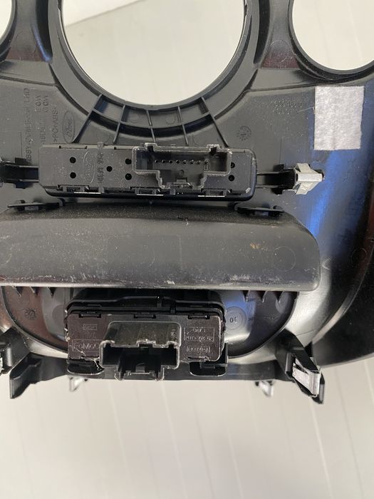 Ornament/trim/panou clima/cd player navigatie/comenzi bord fiesta mk7