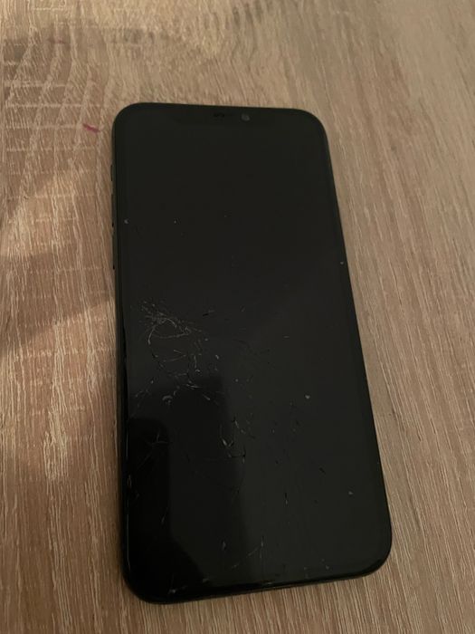 IPhone 11 pro fisurat !