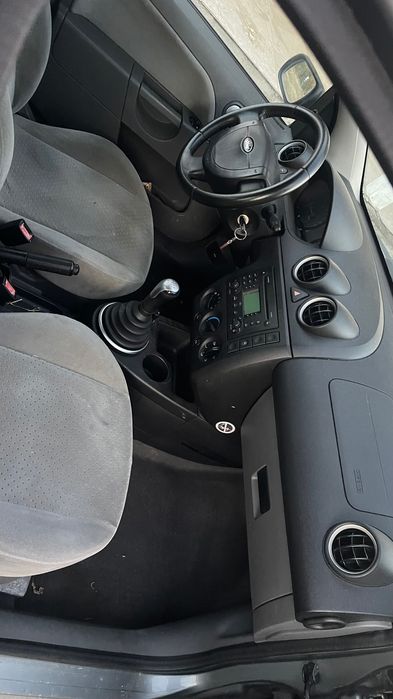 FORD Fiesta 0 — imagine 4