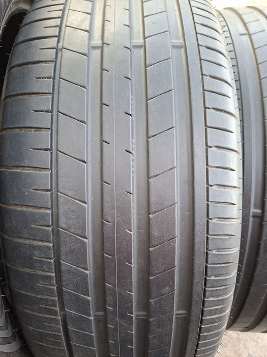 Продам шины 265/45/21 данлоп