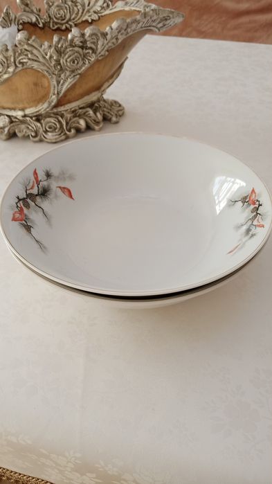 Продаю набор тарелок и много другой посуды Хрусталь